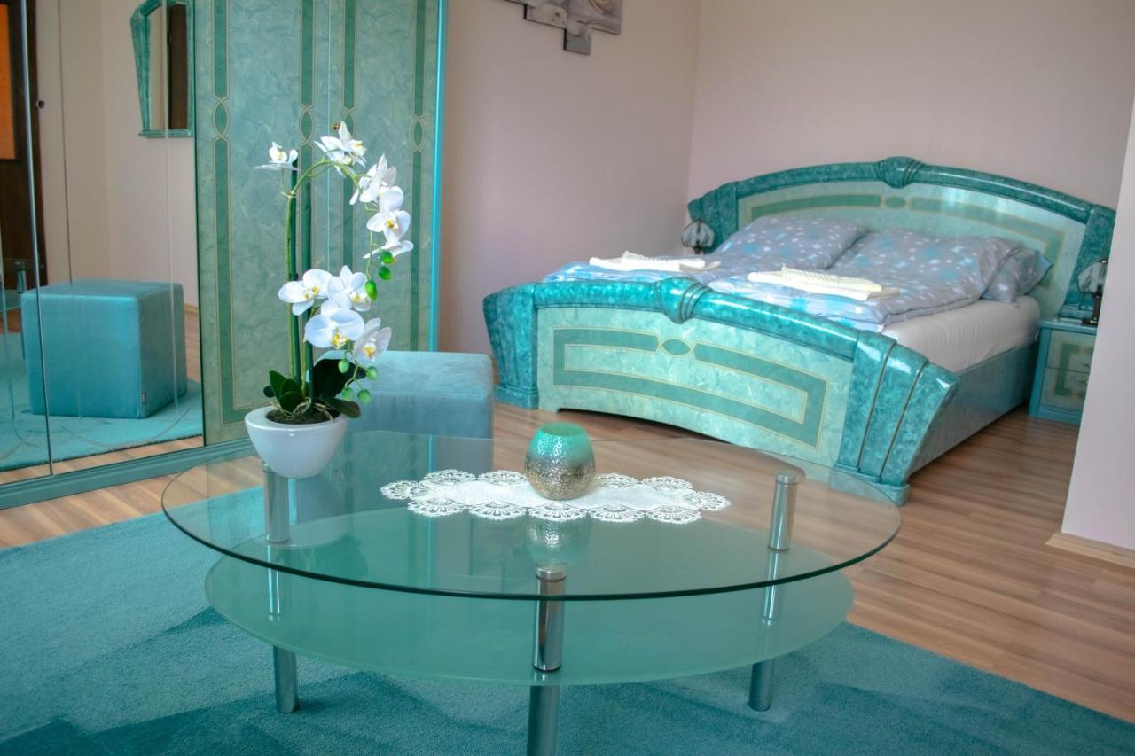 Monika Vendeghaz Hotel Morahalom Bagian luar foto